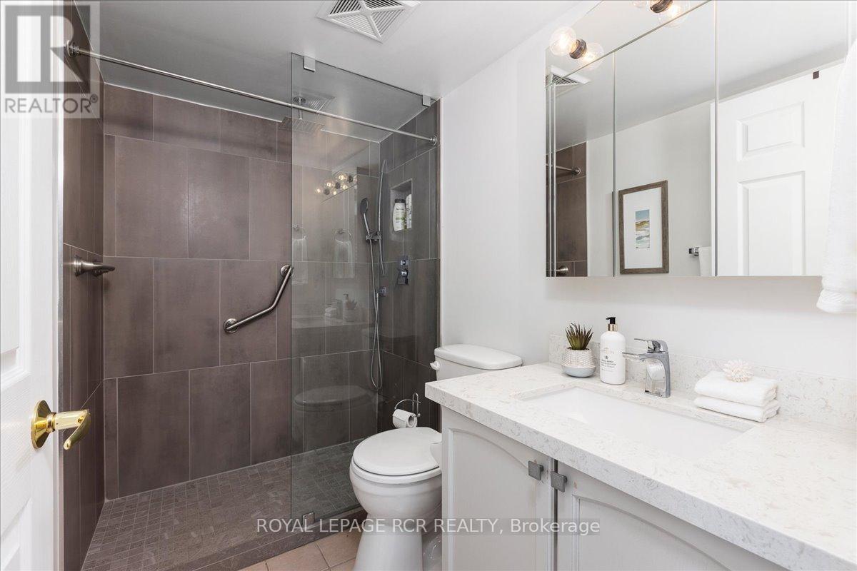 113 - 35 Via Rosedale Way, Brampton, Ontario  L6R 3J9 - Photo 13 - W12807068