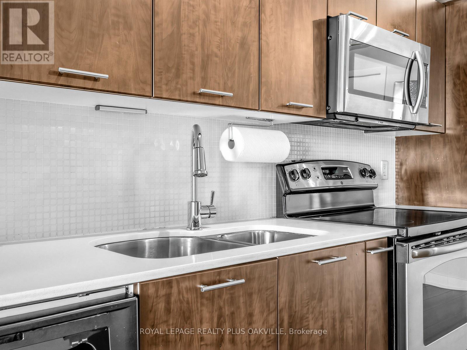 528 - 169 Fort York Boulevard, Toronto, Ontario  M5V 0C8 - Photo 13 - C12808896