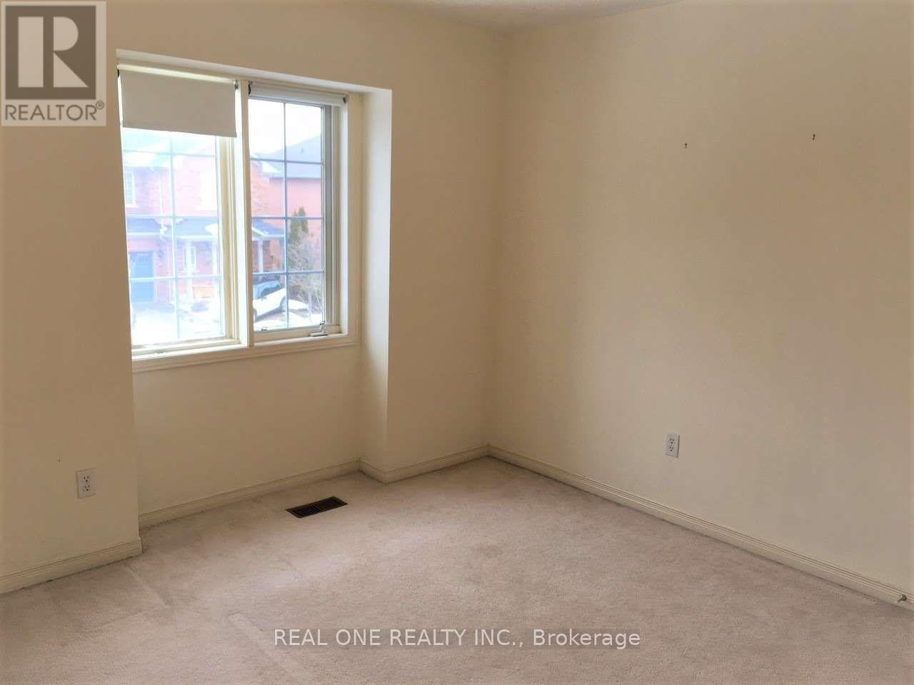 141 Nahanni Drive, Richmond Hill (Langstaff), Ontario  L4B 4M1 - Photo 6 - N12808860