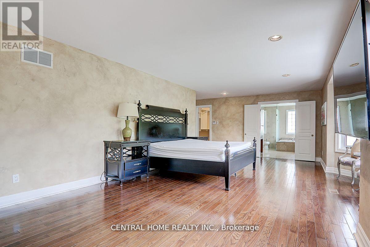 Main - 134 Bradgate Drive, Markham (Thornlea), Ontario  L3T 7M2 - Photo 19 - N12808874