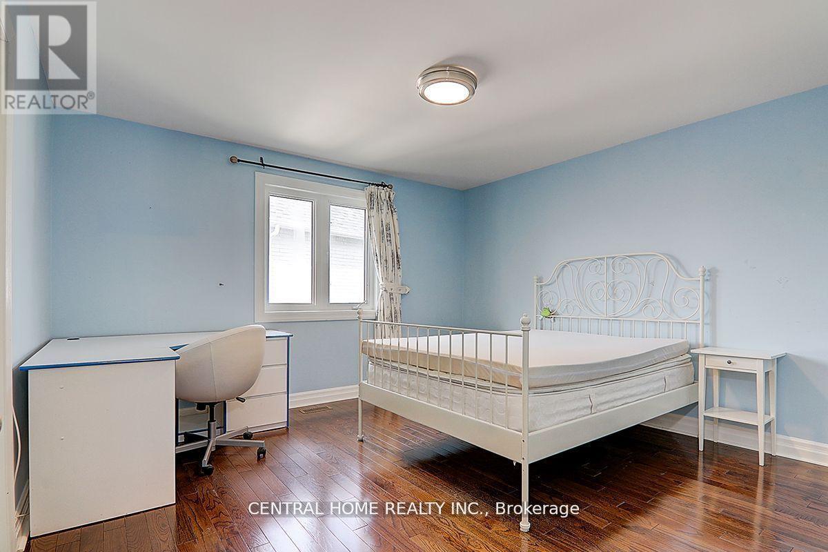 Main - 134 Bradgate Drive, Markham (Thornlea), Ontario  L3T 7M2 - Photo 22 - N12808874