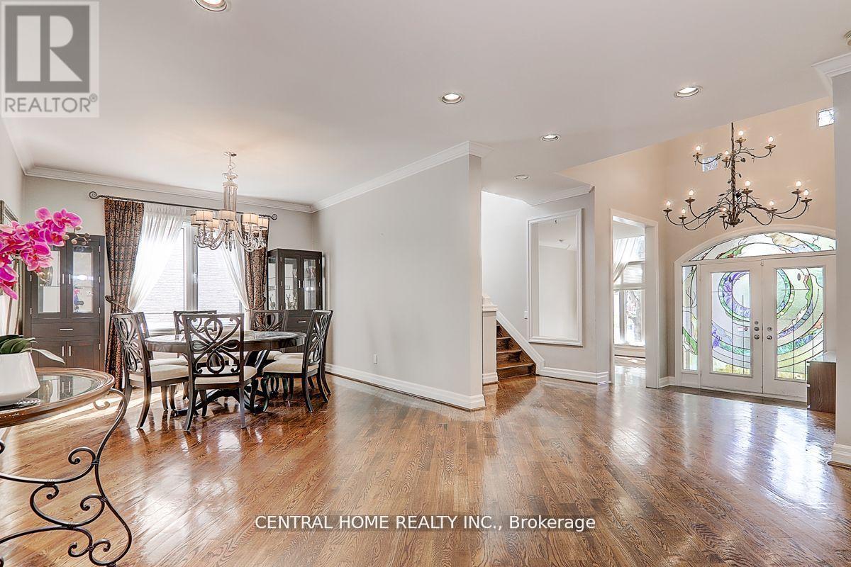 Main - 134 Bradgate Drive, Markham (Thornlea), Ontario  L3T 7M2 - Photo 7 - N12808874