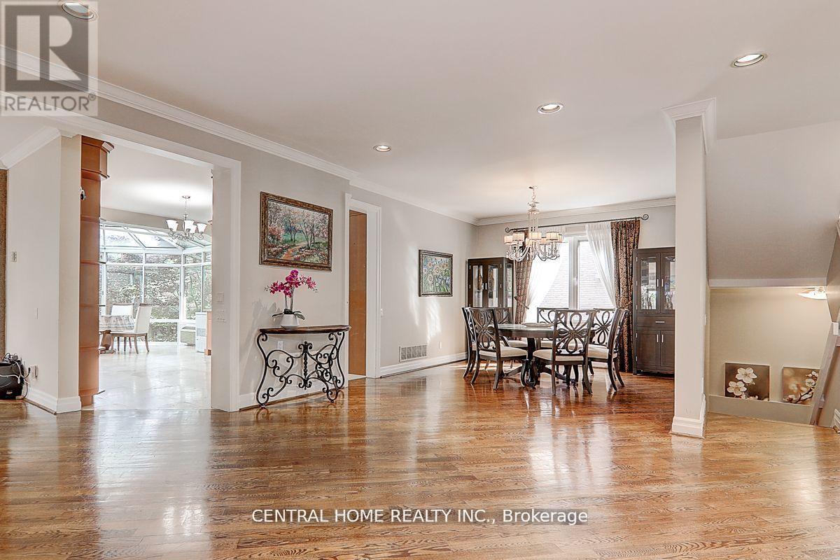 Main - 134 Bradgate Drive, Markham (Thornlea), Ontario  L3T 7M2 - Photo 8 - N12808874