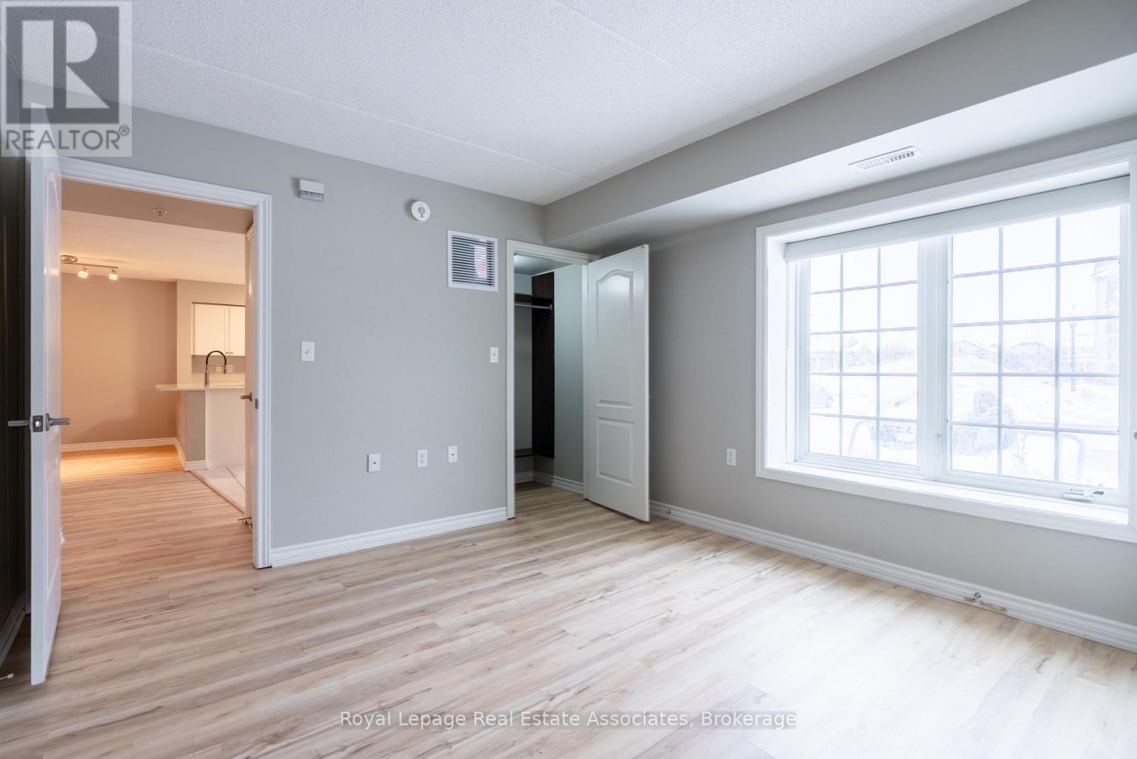 102 - 1460 Main Street E, Milton, Ontario  L9T 8W5 - Photo 32 - W12808808