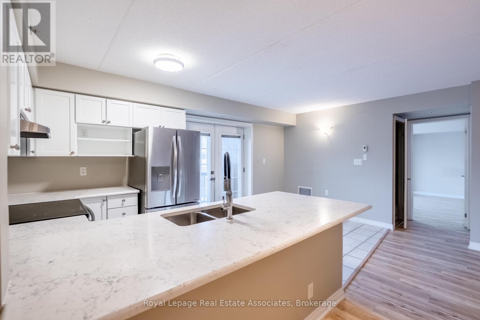 102 - 1460 Main Street E, Milton, Ontario  L9T 8W5 - Photo 16 - W12808808