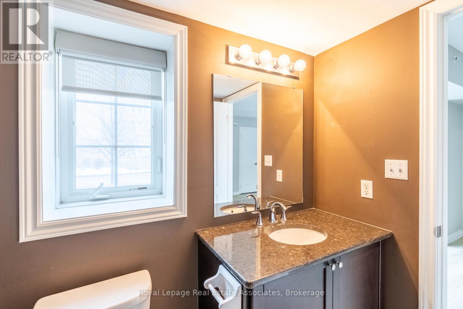 102 - 1460 Main Street E, Milton, Ontario  L9T 8W5 - Photo 28 - W12808808