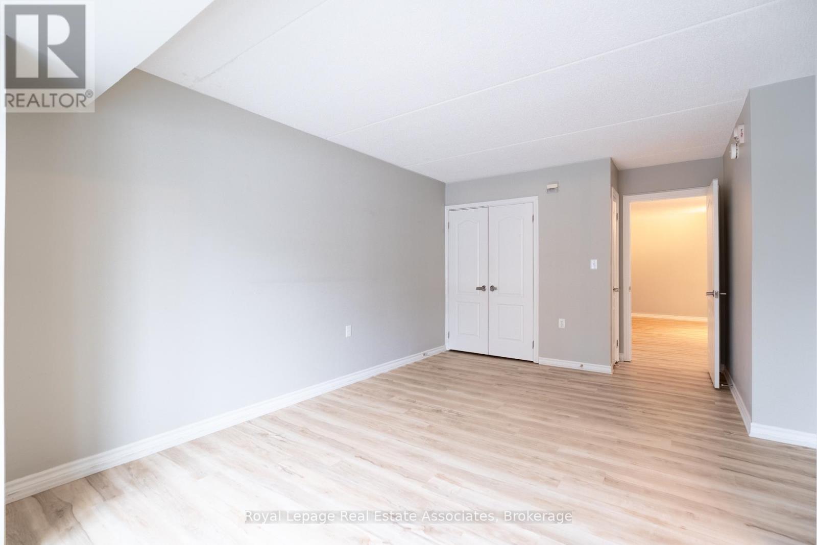 102 - 1460 Main Street E, Milton, Ontario  L9T 8W5 - Photo 34 - W12808808