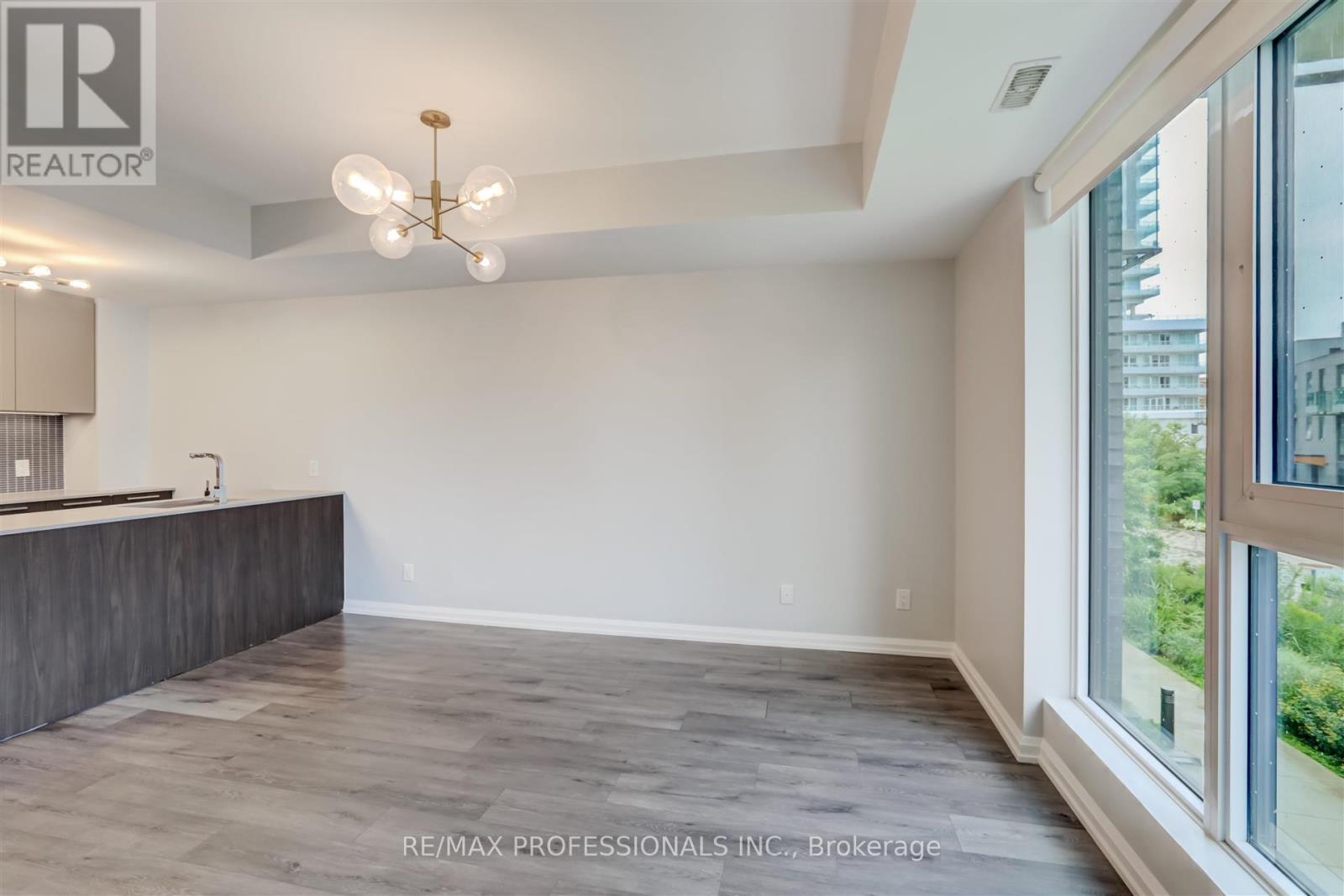 Th3 - 10 Brin Drive, Toronto, Ontario  M8X 0B3 - Photo 22 - W12808868