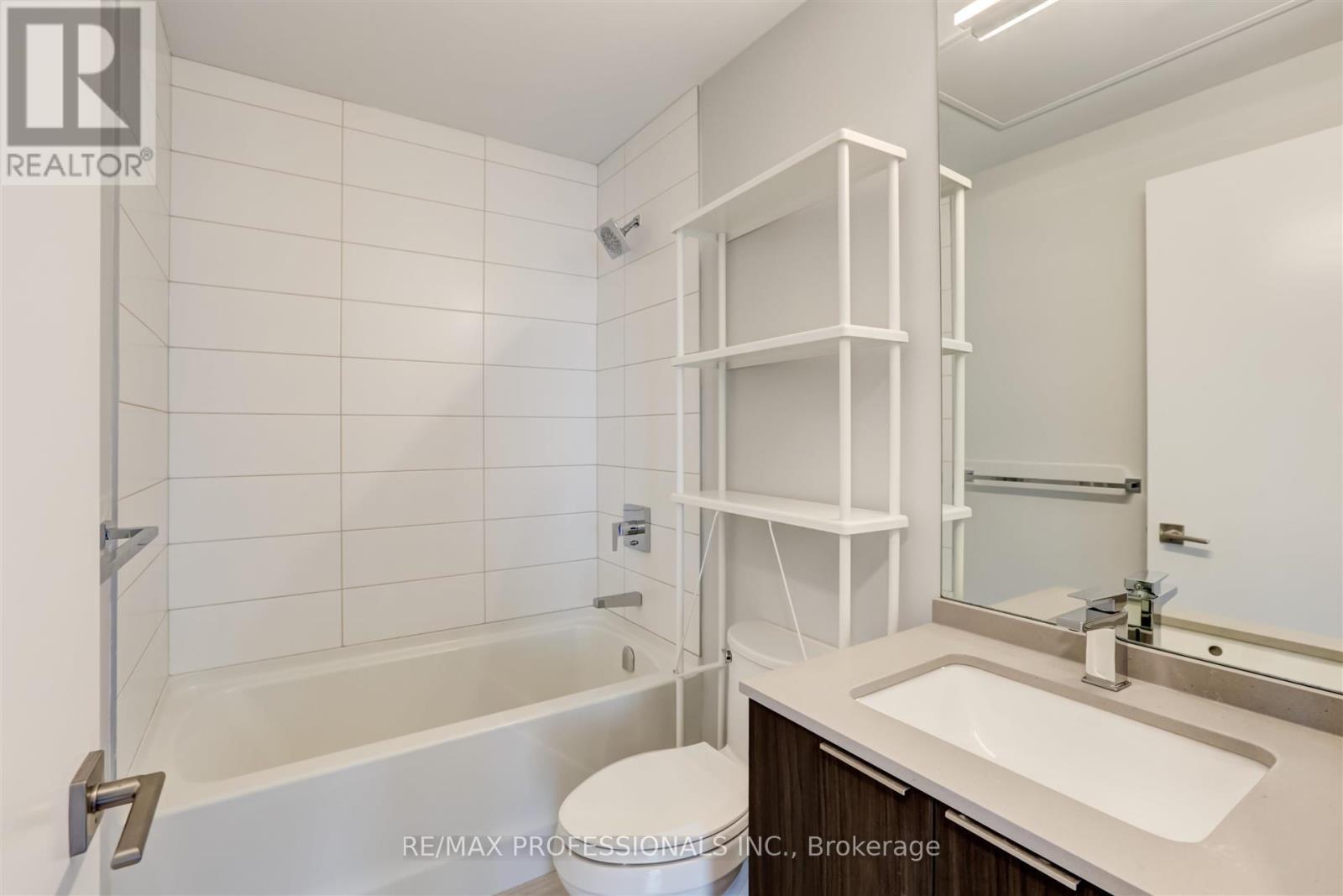 Th3 - 10 Brin Drive, Toronto, Ontario  M8X 0B3 - Photo 24 - W12808868
