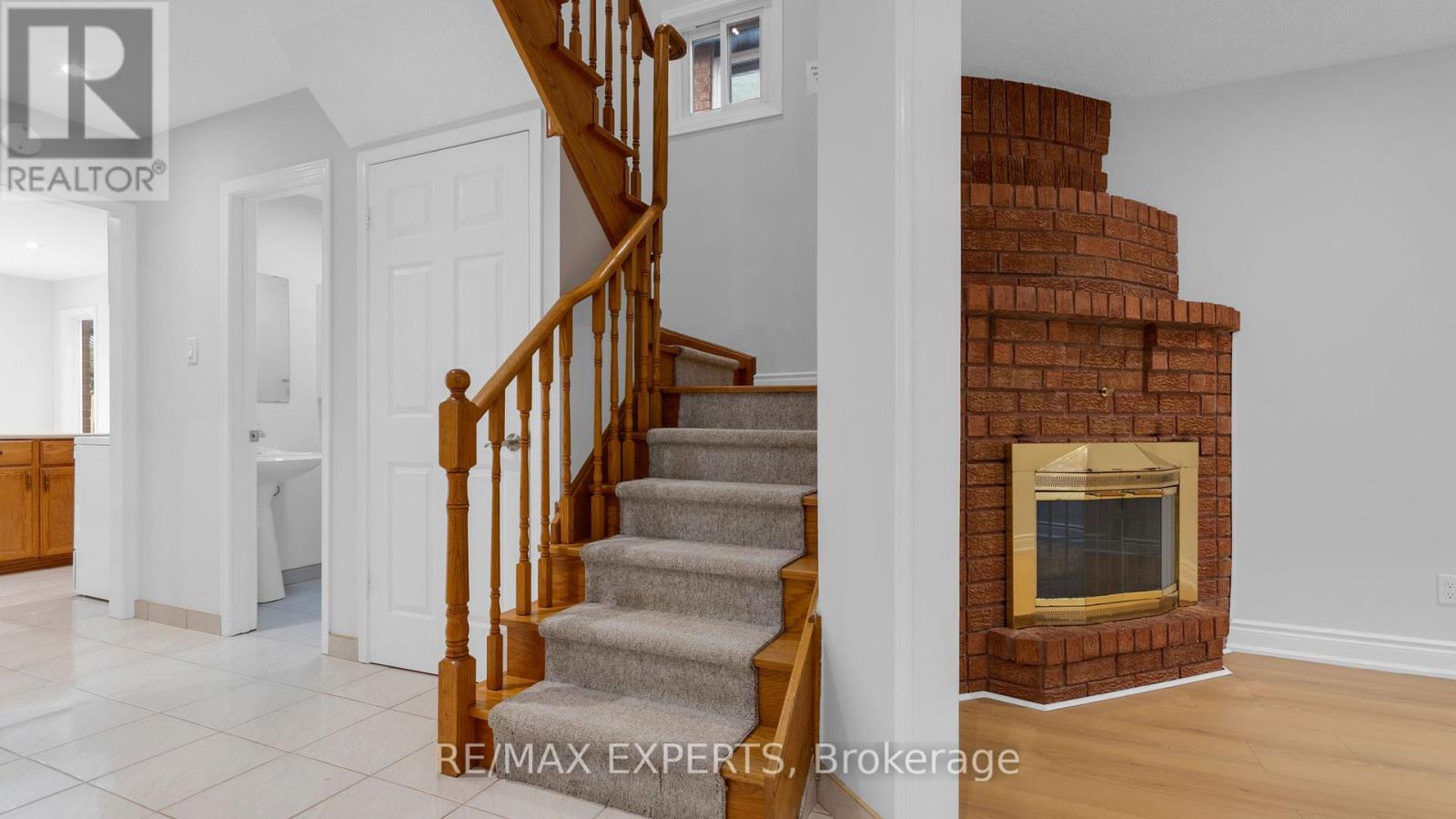 78 Candy Crescent, Brampton, Ontario  L6X 3Z5 - Photo 6 - W12808908