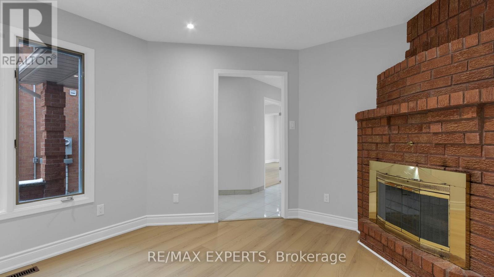 78 Candy Crescent, Brampton, Ontario  L6X 3Z5 - Photo 9 - W12808908