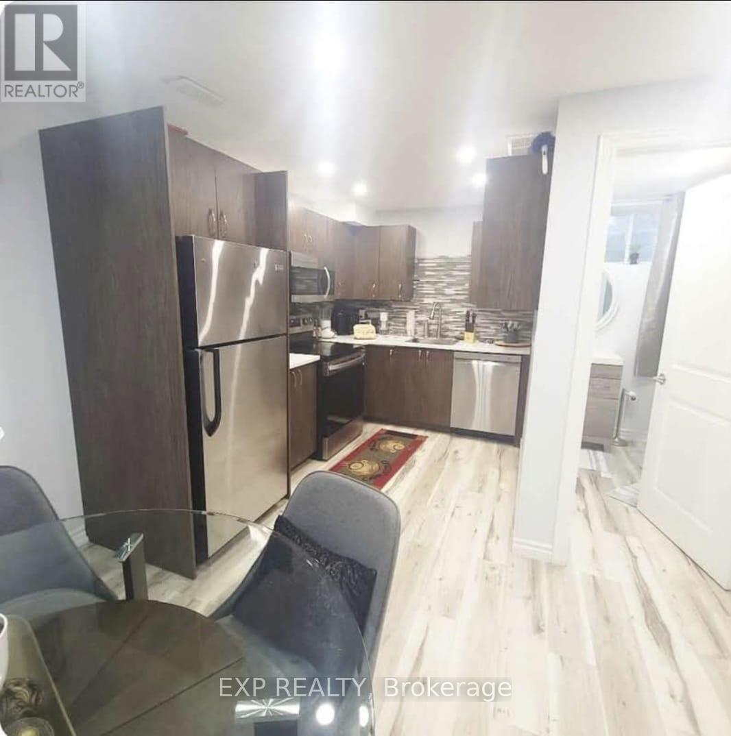 267 Bethune Avenue, Welland, Ontario  L3B 0H6 - Photo 3 - X12808858