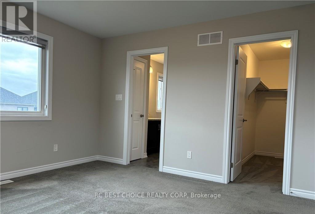 Upper - 8088 Citation Road, Niagara Falls, Ontario  L2H 3H7 - Photo 13 - X12808902