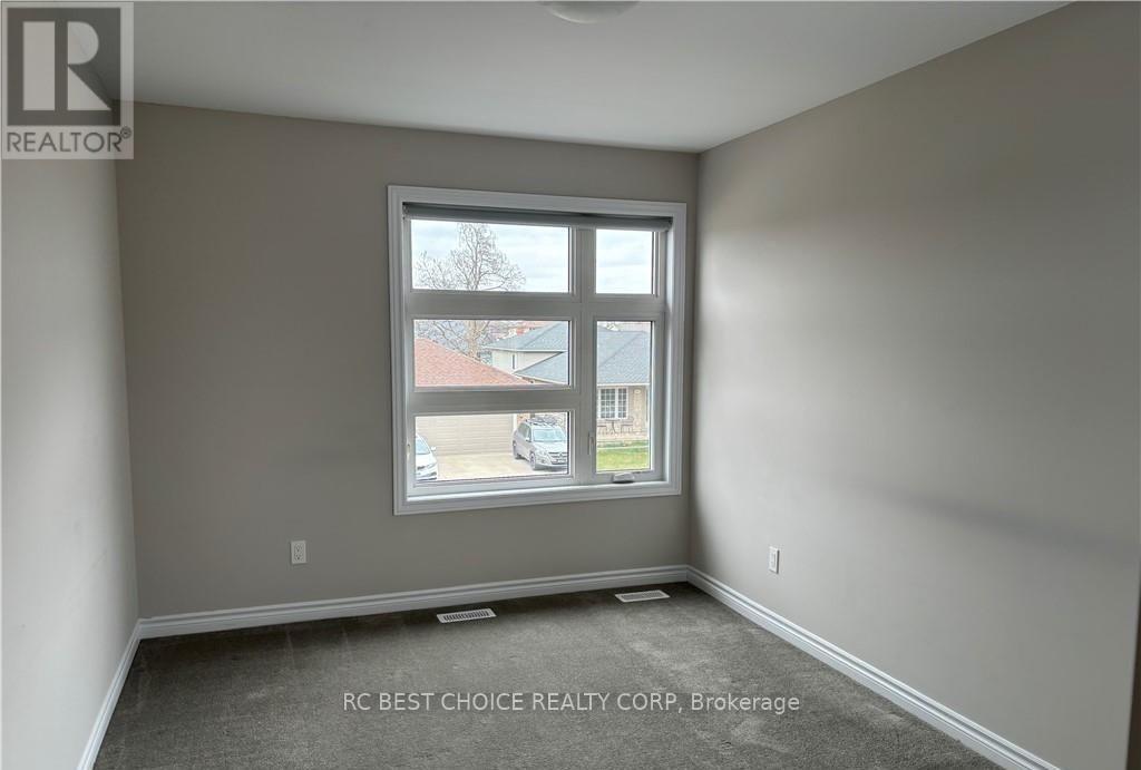 Upper - 8088 Citation Road, Niagara Falls, Ontario  L2H 3H7 - Photo 18 - X12808902