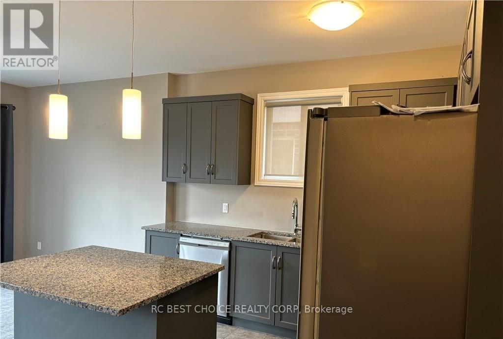 Upper - 8088 Citation Road, Niagara Falls, Ontario  L2H 3H7 - Photo 4 - X12808902