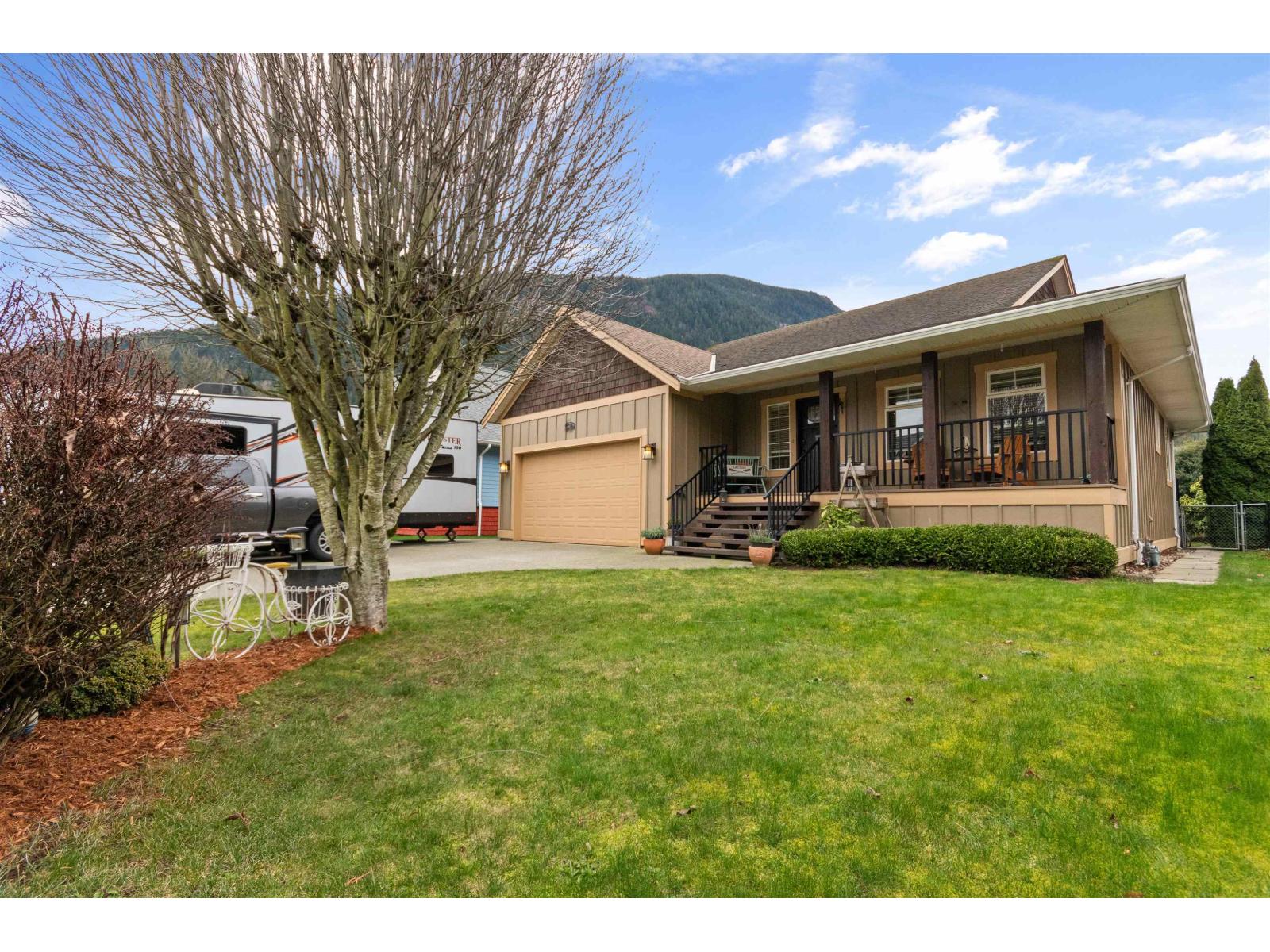 246 Balsam Avenue, Harrison Hot Springs, Harrison Hot Springs, British Columbia  V0M 1K0 - Photo 3 - R3092139