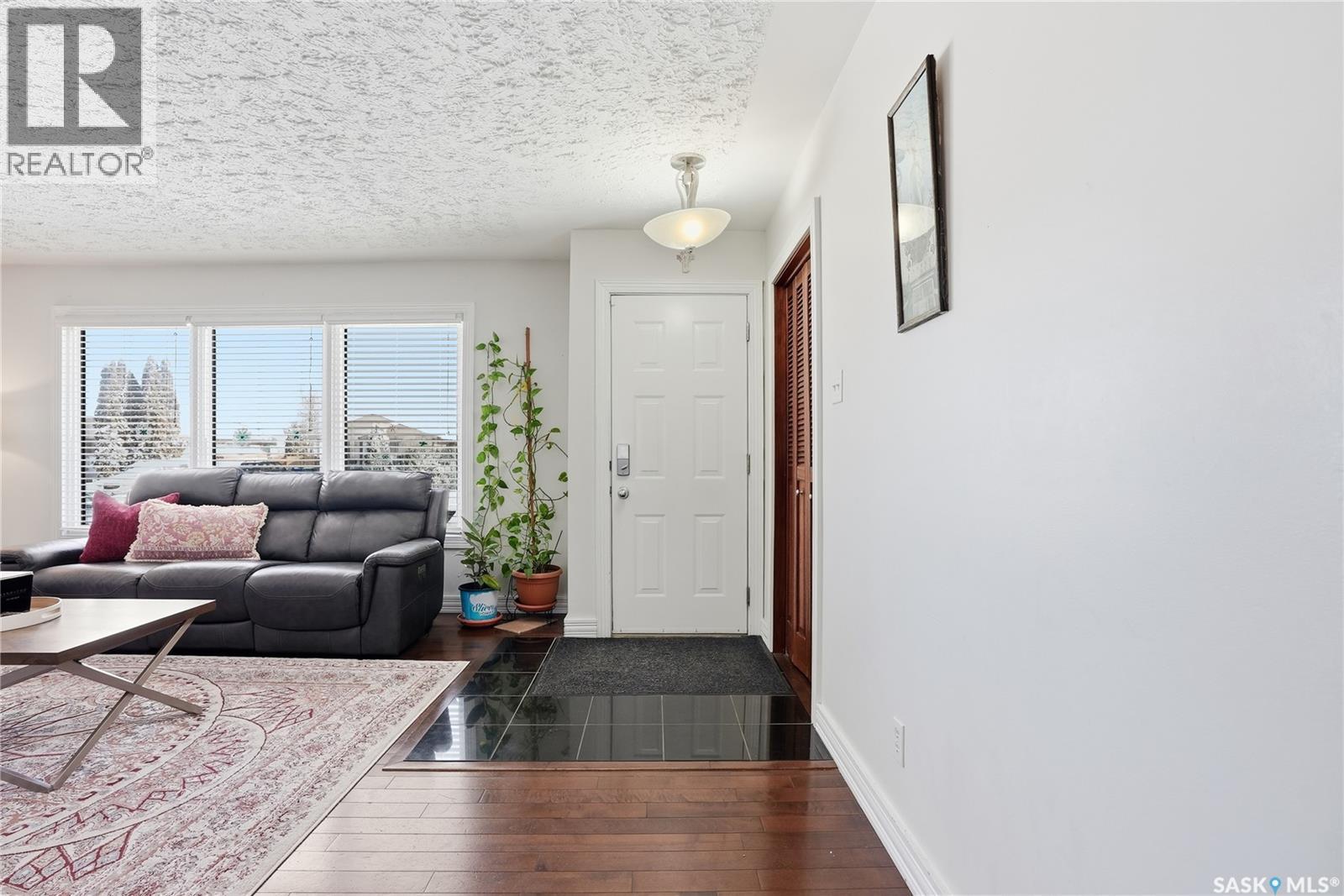 57 Moncton Place, Saskatoon, Saskatchewan  S7H 4M6 - Photo 3 - SK028959