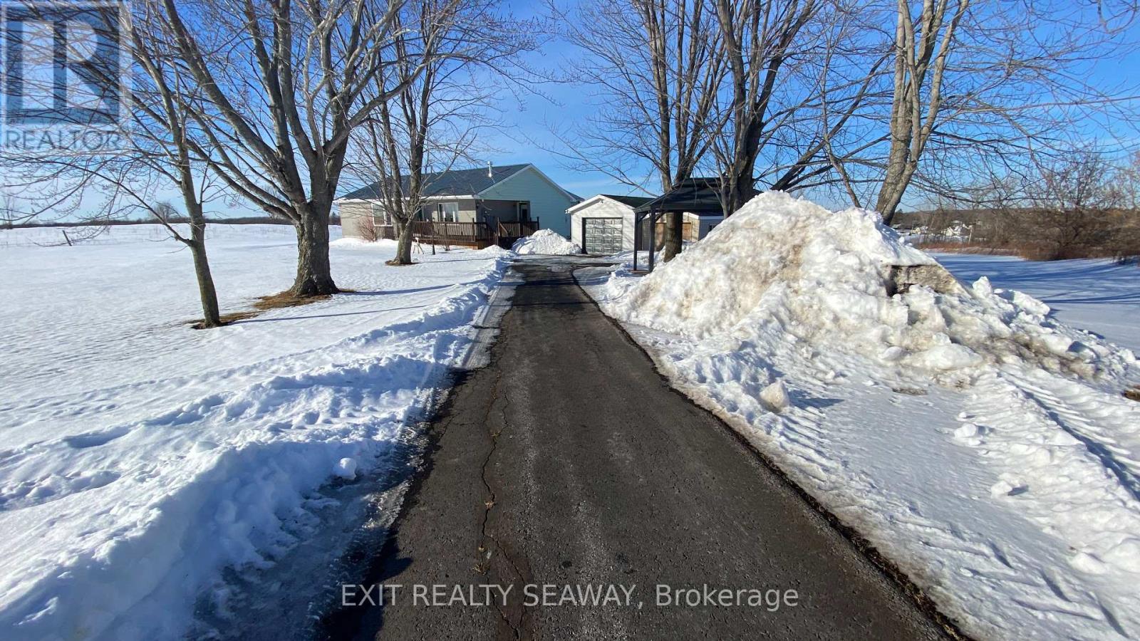 16825 COUNTY RD 15 ROAD, north stormont, Ontario