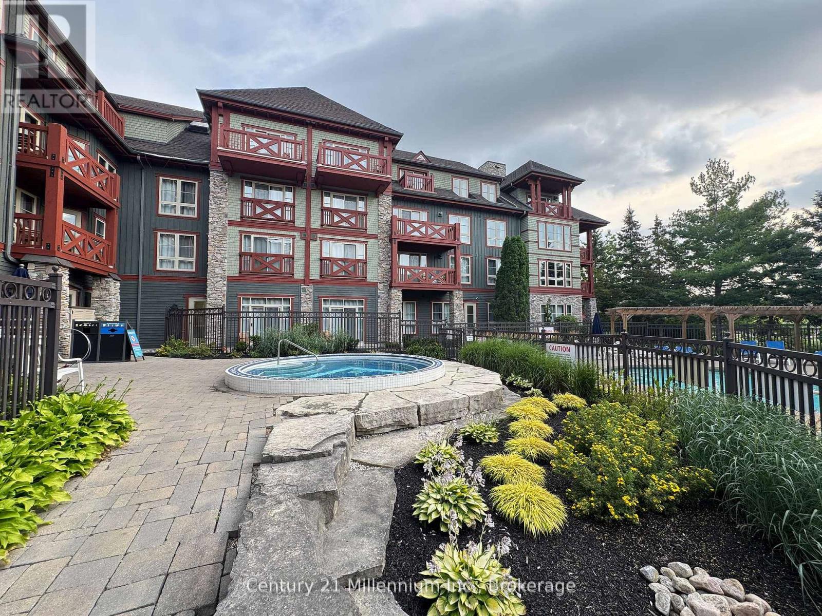 201 - 152 Jozo Weider Boulevard, Blue Mountains, Ontario  L9Y 0V2 - Photo 11 - X12808956