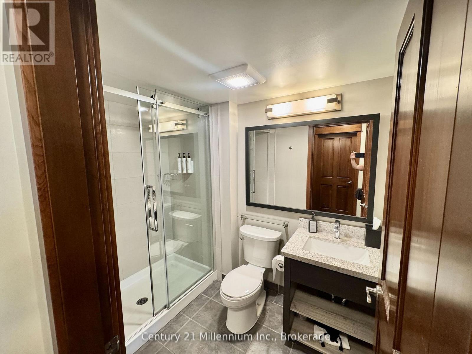 201 - 152 Jozo Weider Boulevard, Blue Mountains, Ontario  L9Y 0V2 - Photo 32 - X12808956