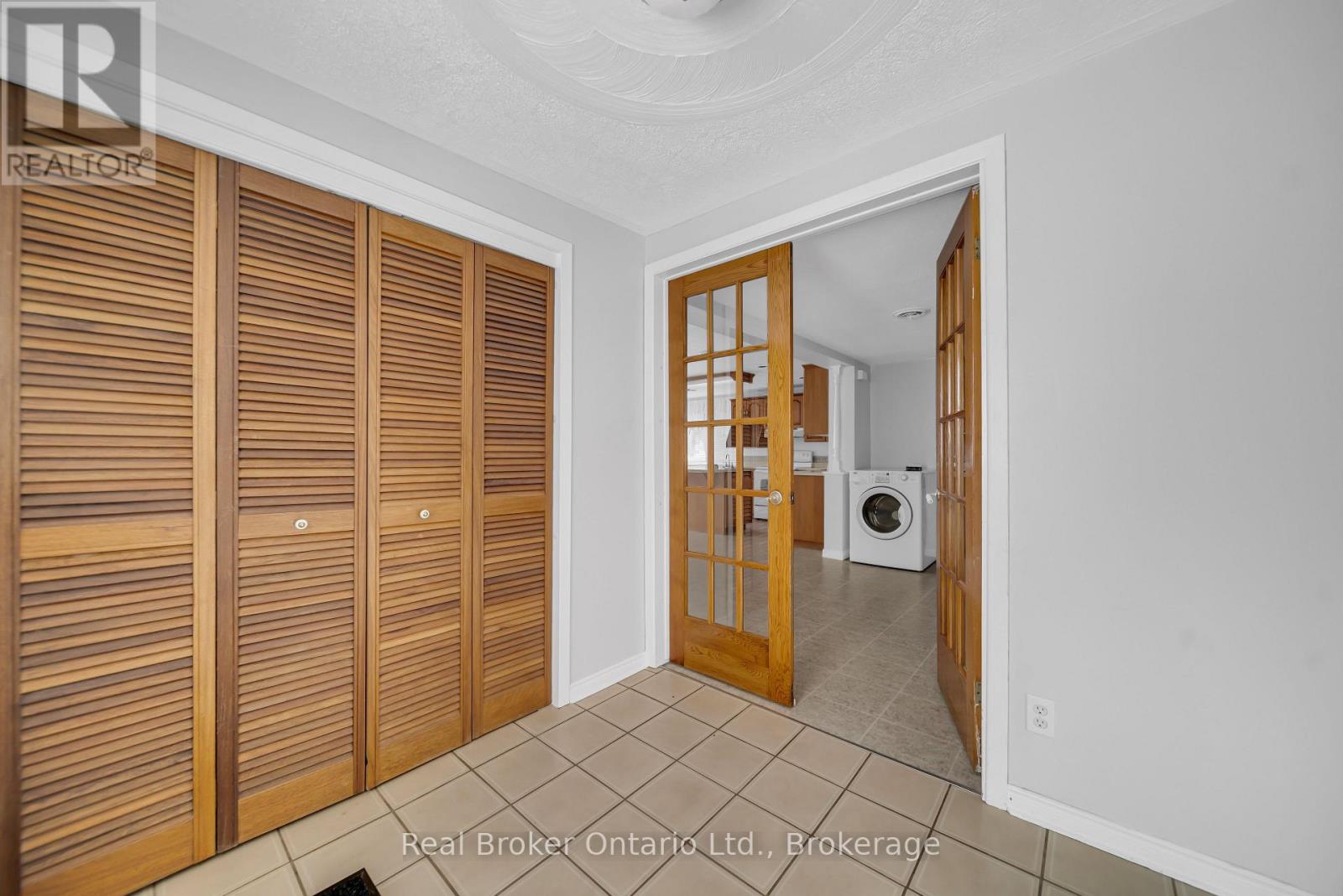 4118 83 Line, Perth East, Ontario  N4W 3G9 - Photo 11 - X12808986