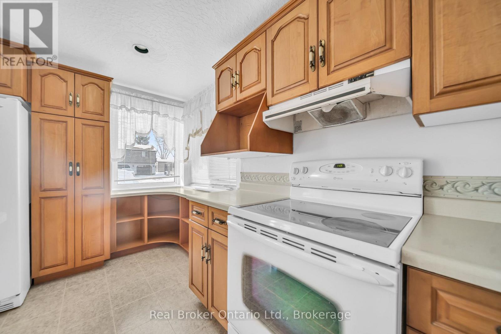 4118 83 Line, Perth East, Ontario  N4W 3G9 - Photo 19 - X12808986