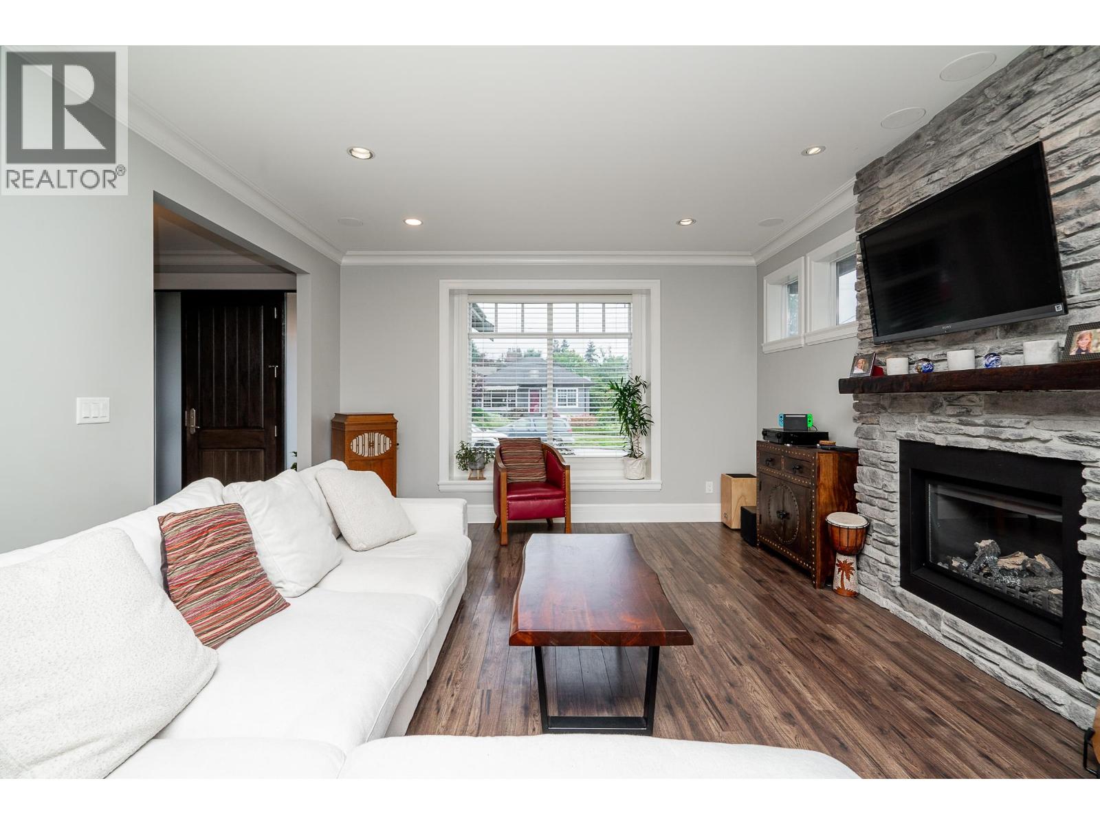 374 Simpson Street, New Westminster, British Columbia  V3L 3J9 - Photo 6 - R3090780