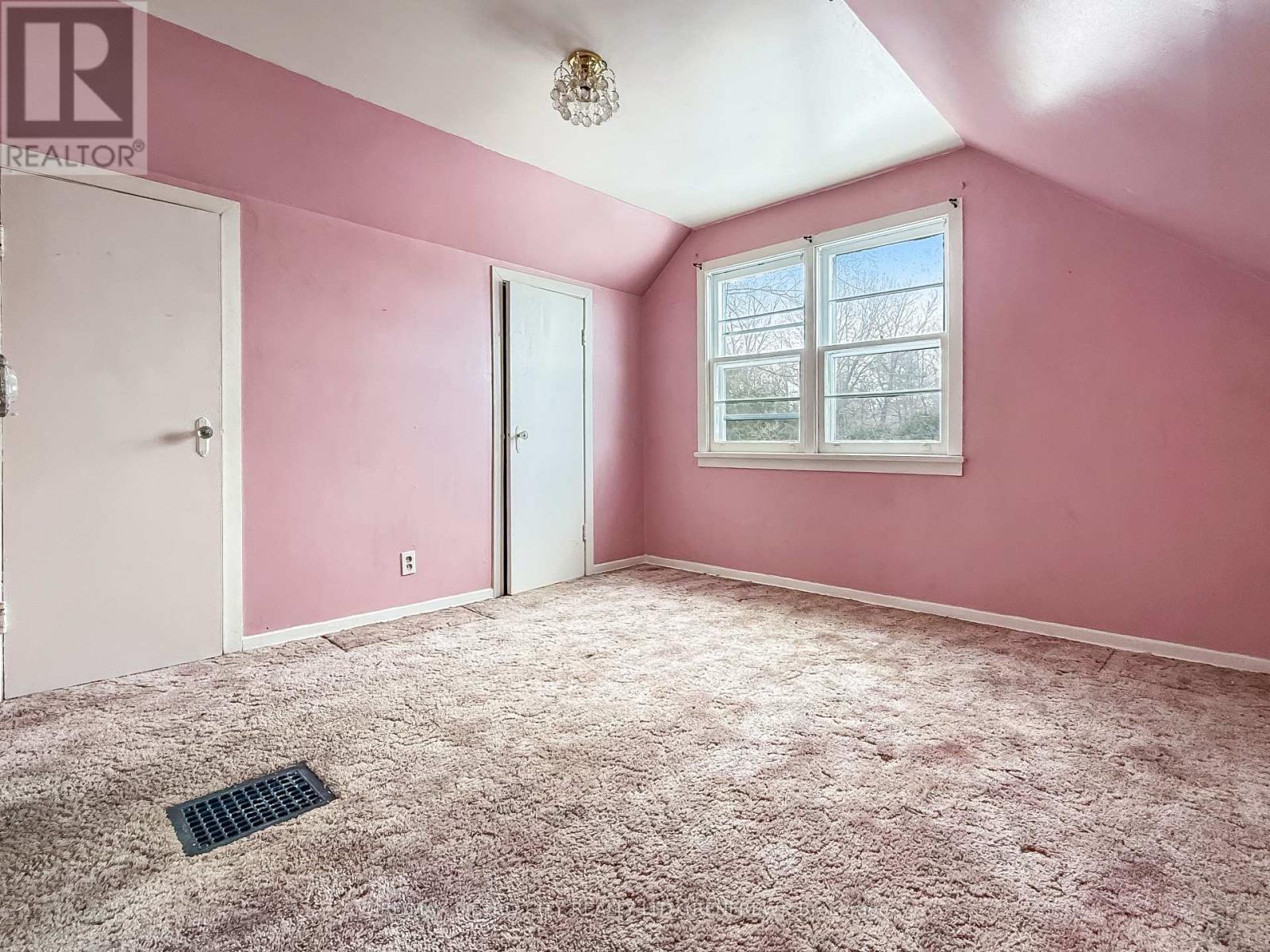 160 Francis Street, Renfrew, Ontario  K7V 1C4 - Photo 12 - X12808724