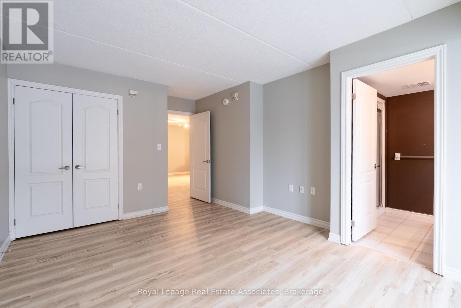 102 - 1460 Main Street E, Milton, Ontario  L9T 8W5 - Photo 24 - W12808808