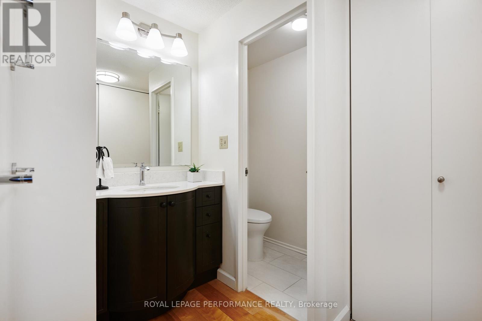 905 - 373 Laurier Avenue E, Ottawa, Ontario  K1N 8X6 - Photo 15 - X12808958