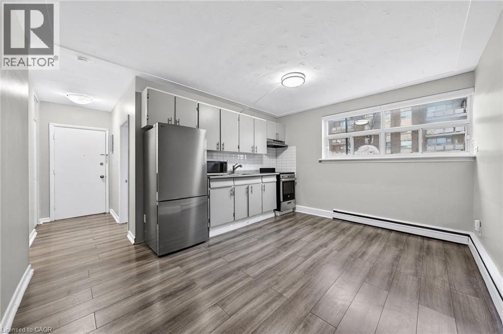 237 Mohawk Road E Unit# 5, Hamilton, Ontario  L9A 2H5 - Photo 5 - 40806654