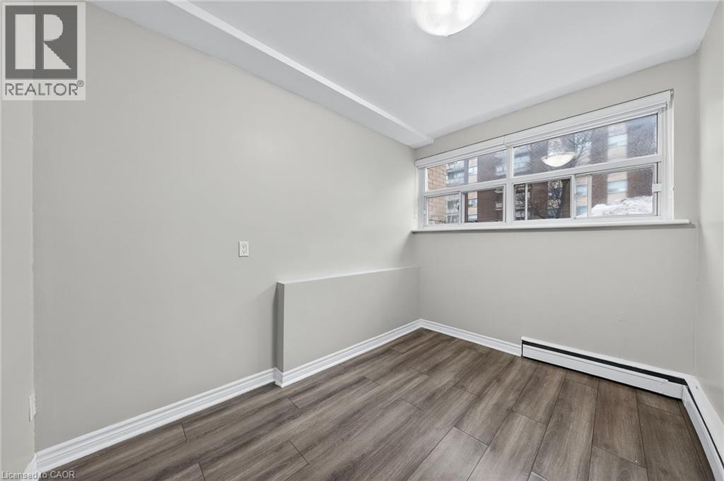 237 Mohawk Road E Unit# 5, Hamilton, Ontario  L9A 2H5 - Photo 11 - 40806654