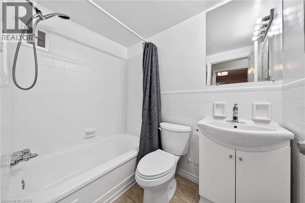 237 Mohawk Road E Unit# 8, Hamilton, Ontario  L9A 2H5 - Photo 14 - 40806664