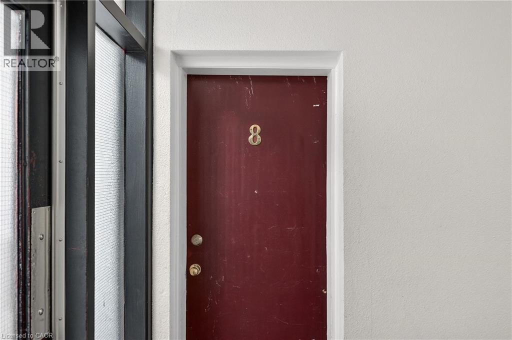 237 Mohawk Road E Unit# 8, Hamilton, Ontario  L9A 2H5 - Photo 3 - 40806664