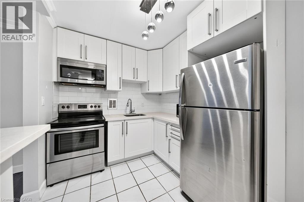 237 Mohawk Road E Unit# 10, Hamilton, Ontario  L9A 2H5 - Photo 10 - 40806667