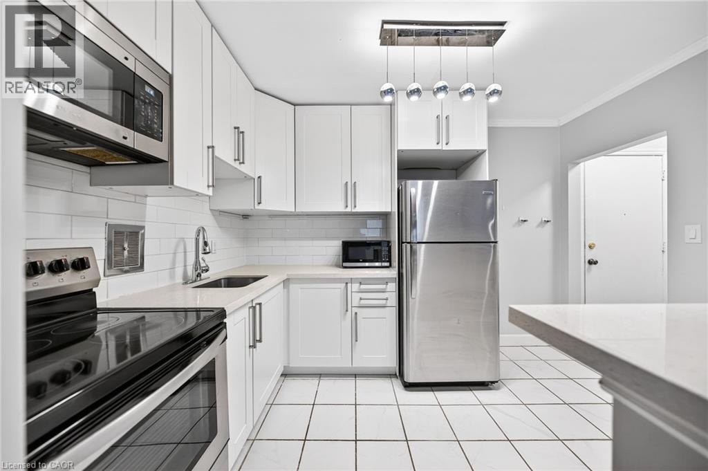 237 Mohawk Road E Unit# 10, Hamilton, Ontario  L9A 2H5 - Photo 6 - 40806667