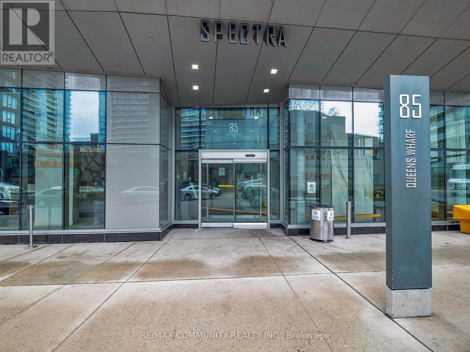 2210 - 85 Queens Wharf Road, Toronto (Waterfront Communities), Ontario  M5V 0J9 - Photo 4 - C12808938