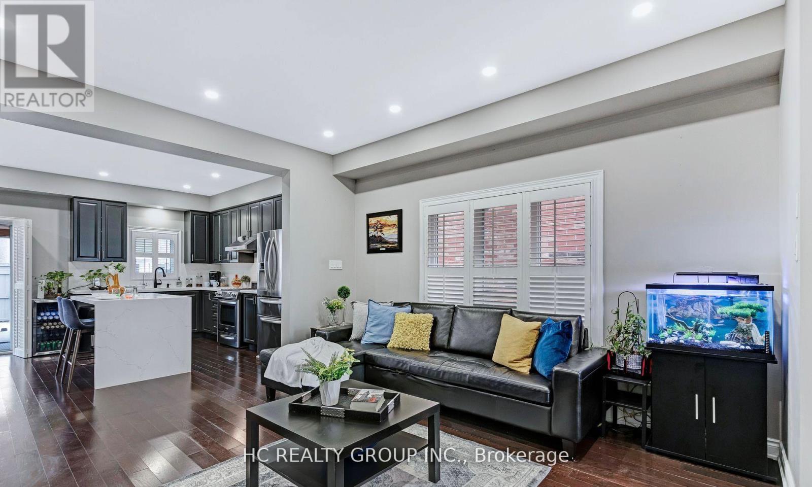 90 Boticelli Way, Vaughan, Ontario  L4H 0J5 - Photo 9 - N12808988