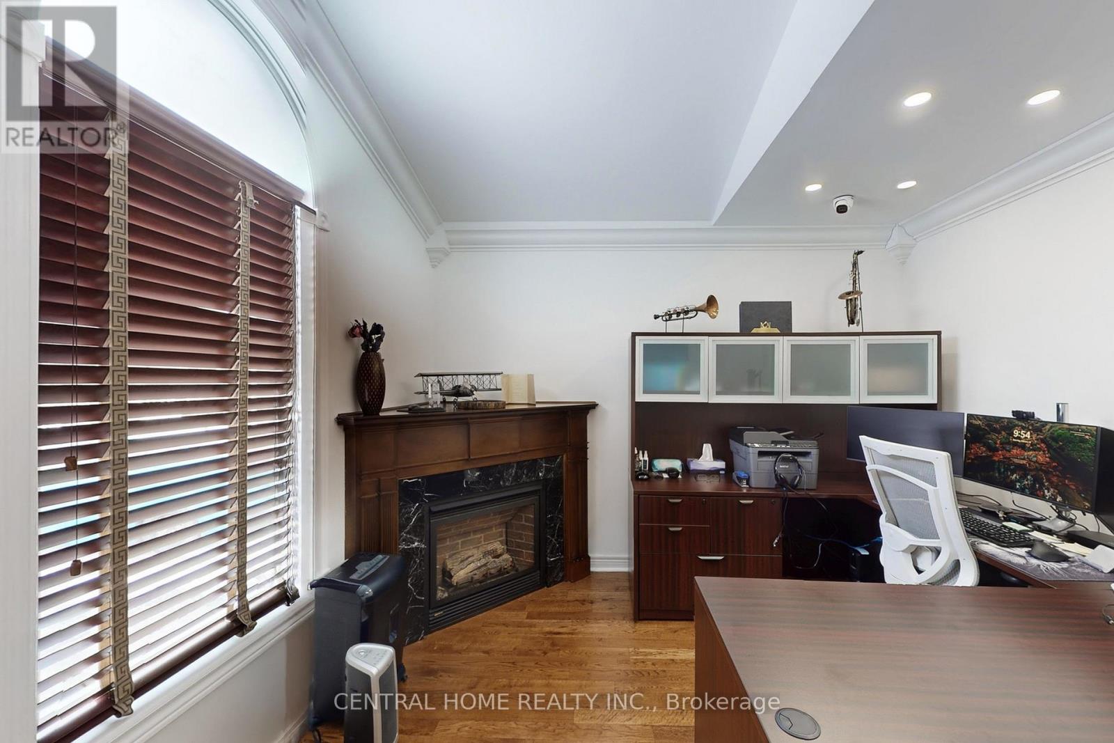 28 Theobald's Circle, Richmond Hill, Ontario  L4C 9C6 - Photo 11 - N12809002