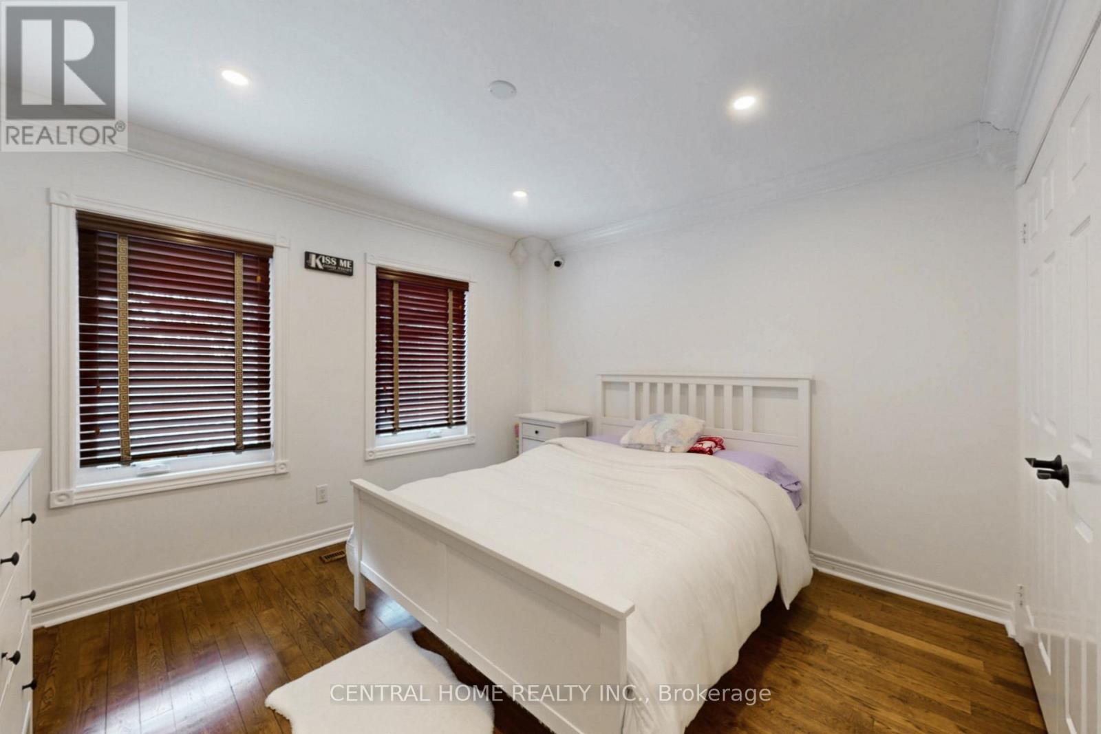 28 Theobald's Circle, Richmond Hill, Ontario  L4C 9C6 - Photo 28 - N12809002