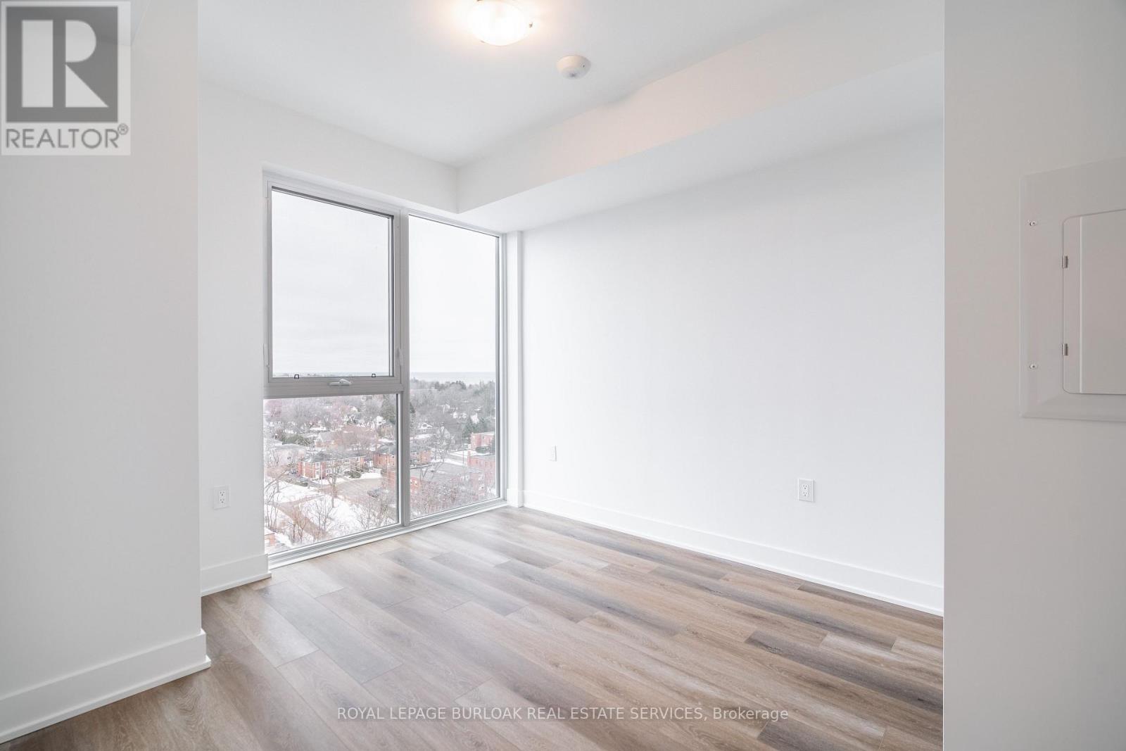 1204 - 2088 James Street, Burlington (Brant), Ontario  L7R 0H2 - Photo 11 - W12808946