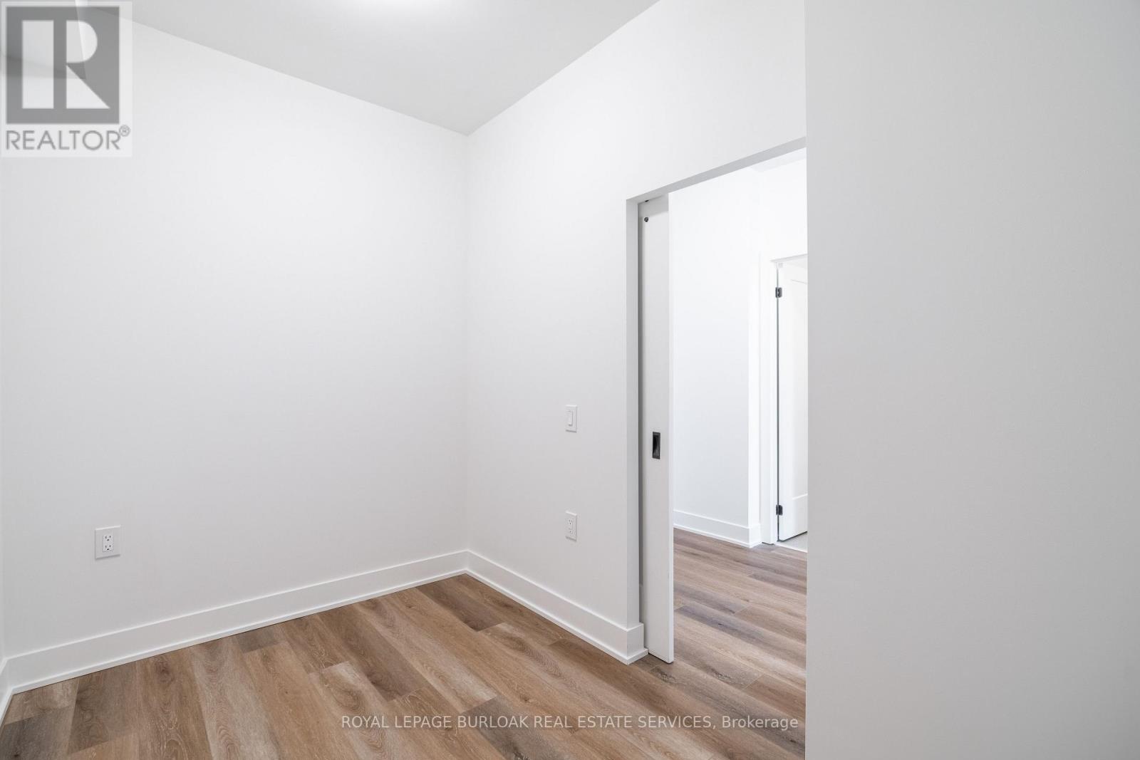 1204 - 2088 James Street, Burlington (Brant), Ontario  L7R 0H2 - Photo 15 - W12808946