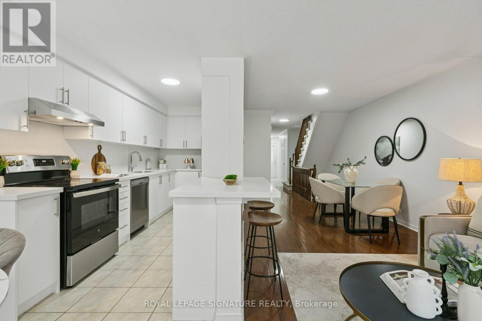 25 - 3950 Erin Centre Boulevard, Mississauga, Ontario  L5M 0A5 - Photo 5 - W12809000