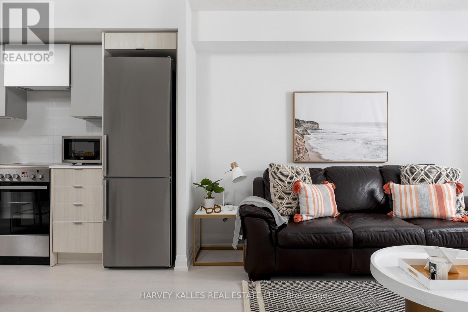 1301 - 30 Gibbs Road, Toronto (Islington-City Centre West), Ontario  M9B 6L6 - Photo 13 - W12809006