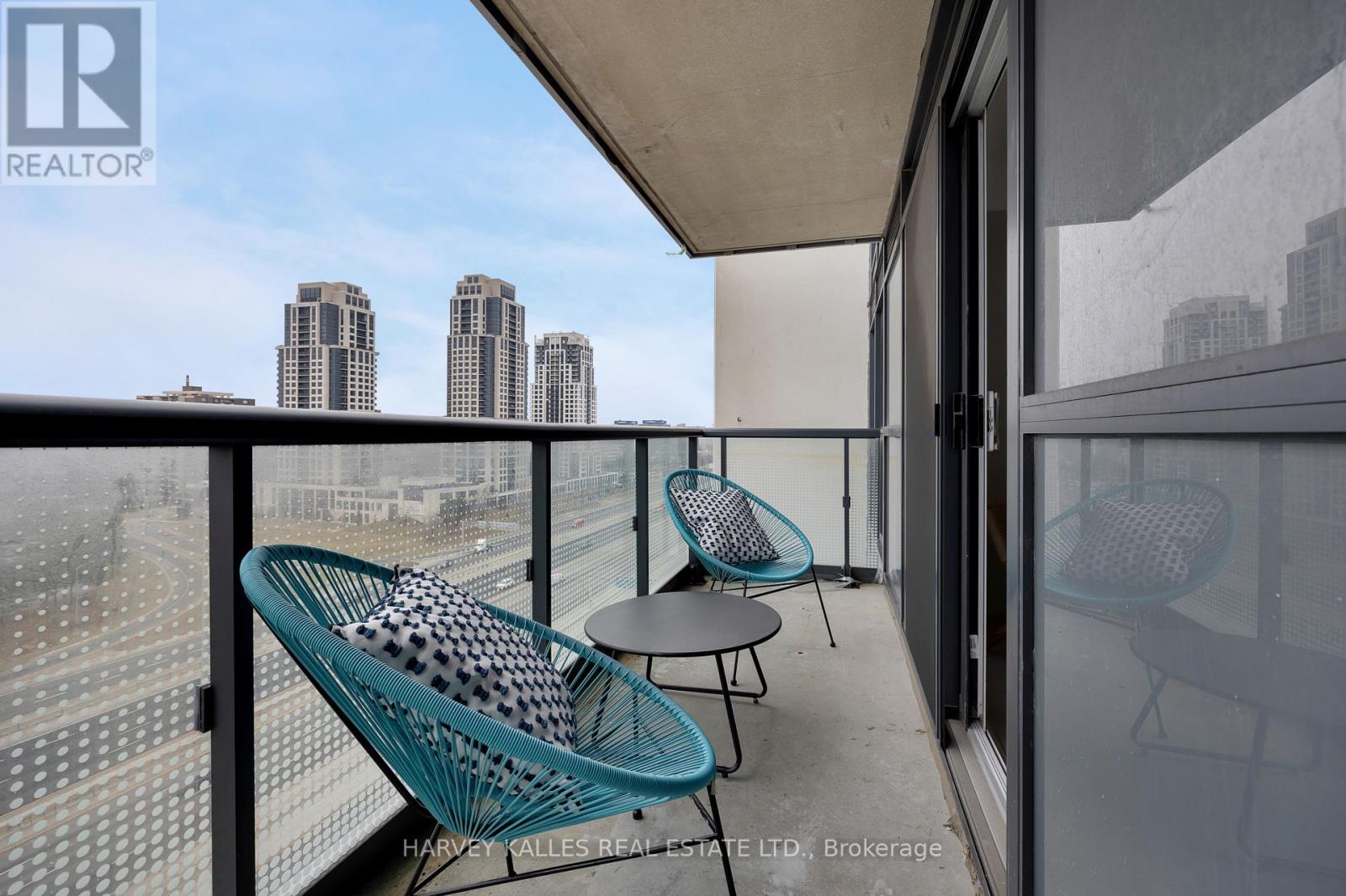 1301 - 30 Gibbs Road, Toronto (Islington-City Centre West), Ontario  M9B 6L6 - Photo 16 - W12809006