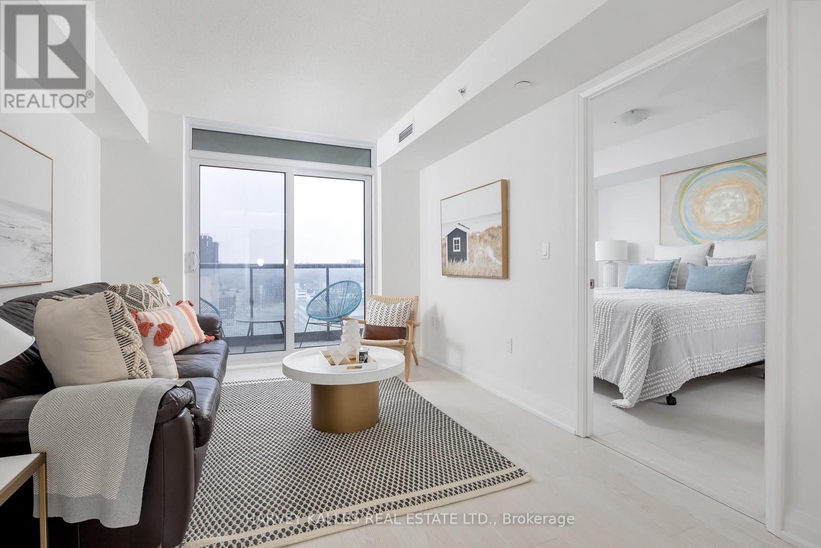 1301 - 30 Gibbs Road, Toronto (Islington-City Centre West), Ontario  M9B 6L6 - Photo 18 - W12809006