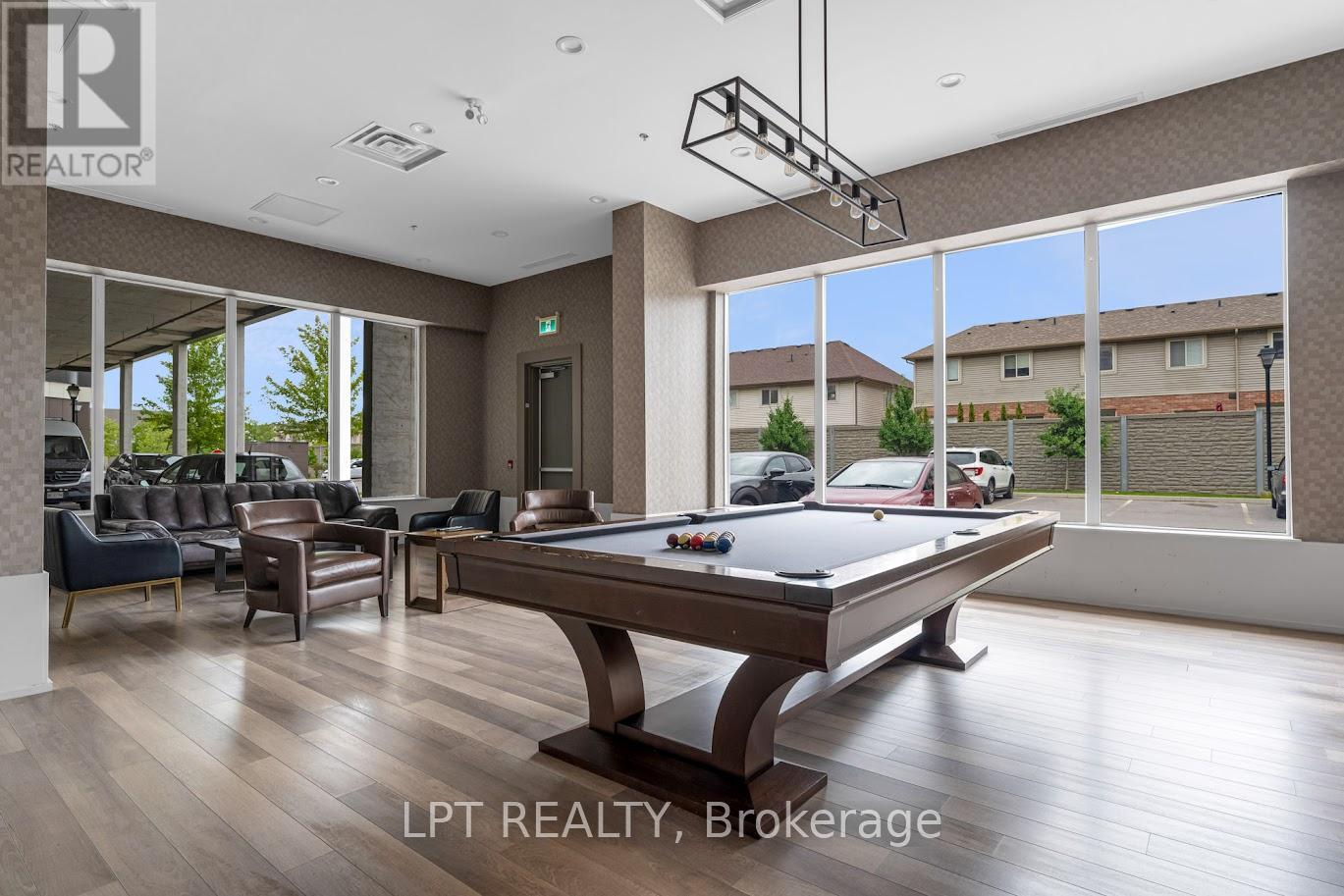 901 - 560 North Service Road N, Grimsby, Ontario  L3M 4E8 - Photo 18 - X12808948