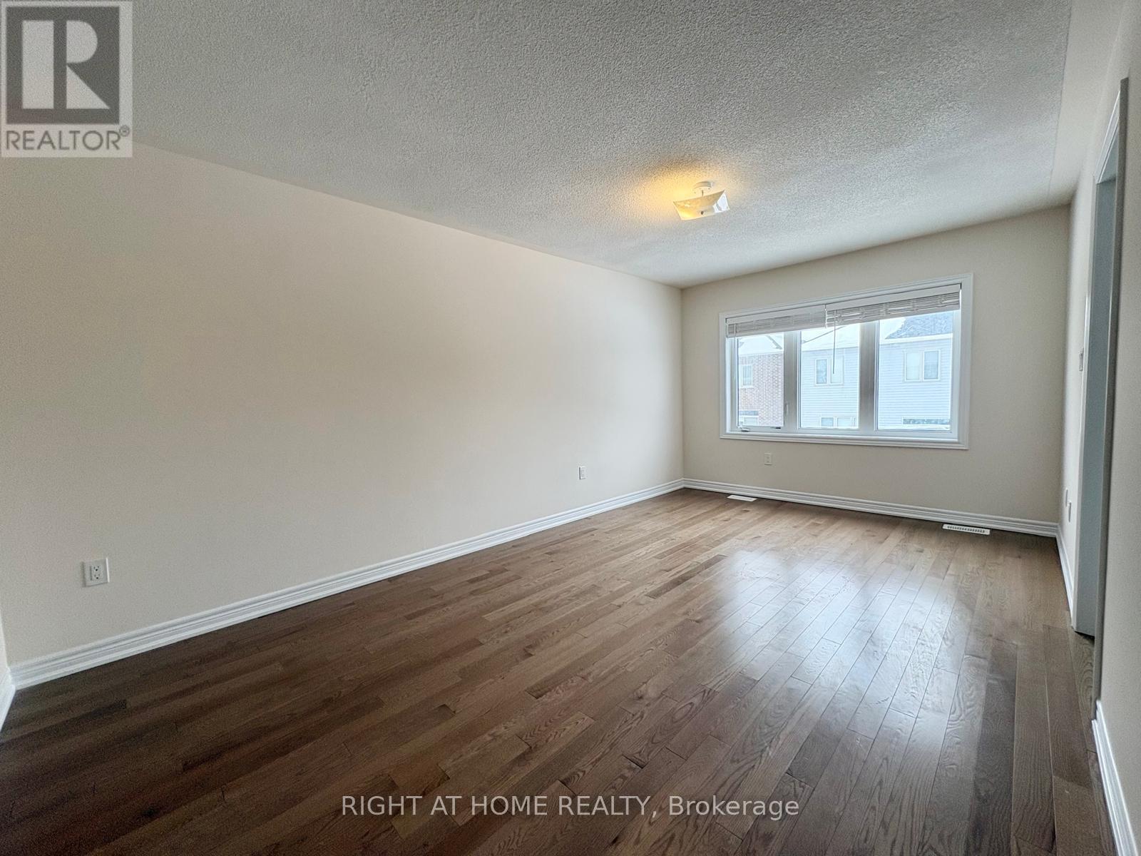 675 Anishinaabe Drive, Shelburne, Ontario  L9V 3Y5 - Photo 11 - X12808994