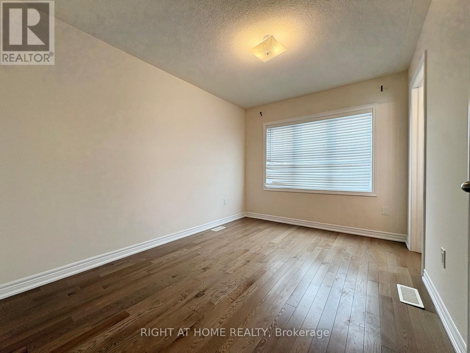 675 Anishinaabe Drive, Shelburne, Ontario  L9V 3Y5 - Photo 19 - X12808994