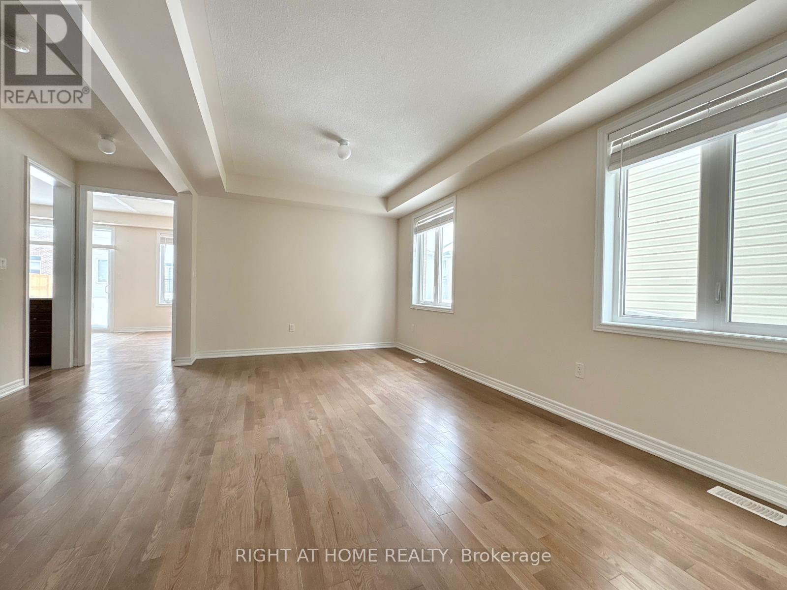 675 Anishinaabe Drive, Shelburne, Ontario  L9V 3Y5 - Photo 3 - X12808994